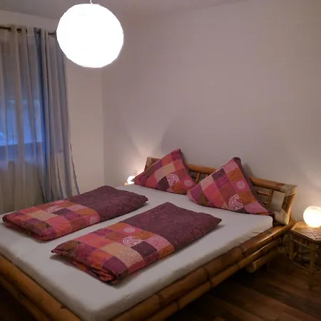 Haus Bahlo - *